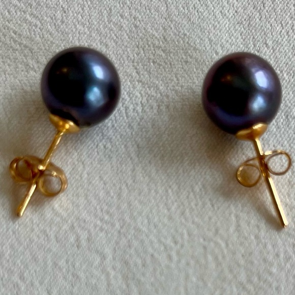 Cultured Black Tahitian Pearl Earrings - Picture 16 of 16